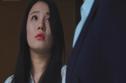 Chị gái xinh nagi hikaru dẫn chồng sắp cưới vào phòng tập thể