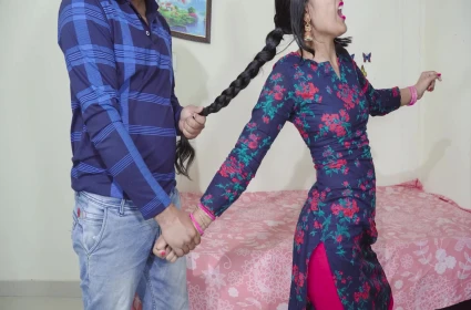 Mời Bạn Thân Đến Xem Điệu Nhảy Tuyệt Vời và Kết Thúc Sảng Khoái